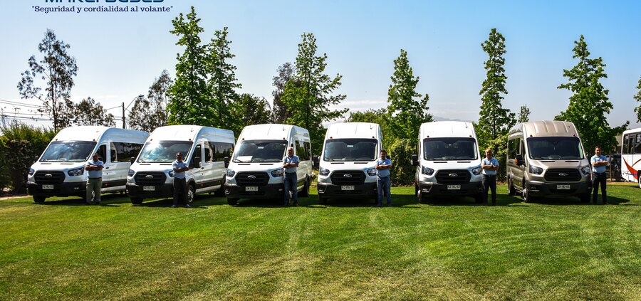 Van Ford Transit, 15 asientos, Marci Buses